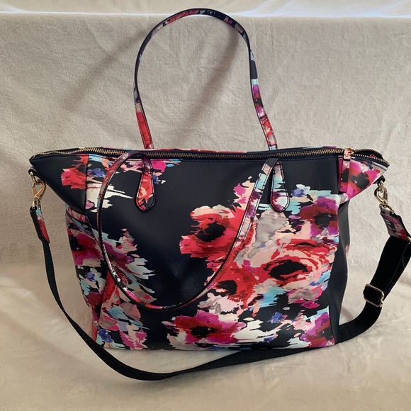 Kate Spade Adaira Laurel Way floral diaper bag - Picture 4 of 16